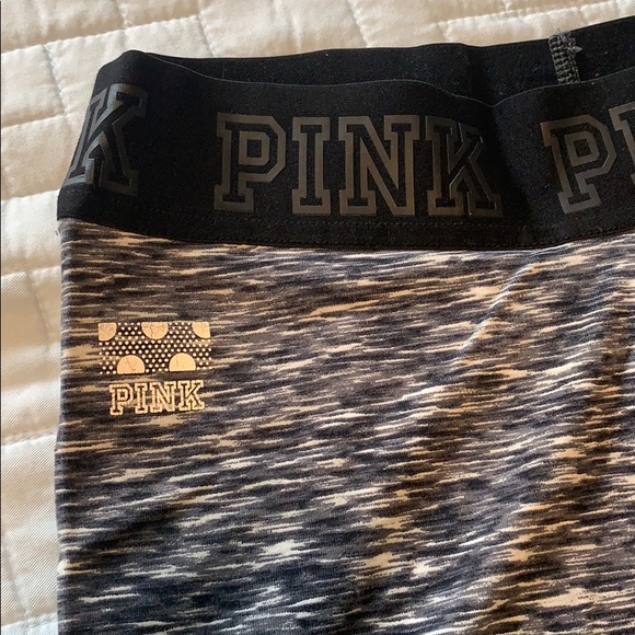 PINK Capri workout leggings - Picture 2 of 6